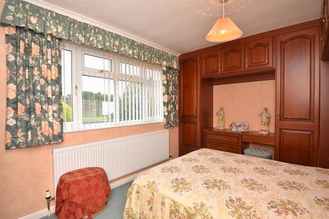 2 Elm Drive, Wincanton, BA9 9EZ