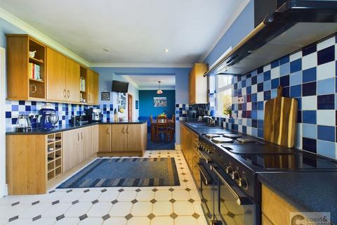 5 bedroom detached house for sale, Whitehill Road, Newton Abbot