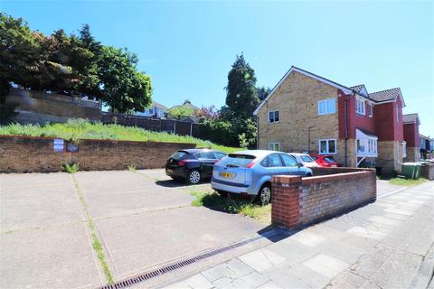 39a Sunland Avenue, Bexleyheath, DA6 8LP
