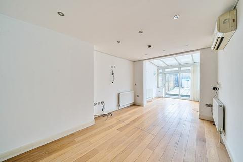 2 bedroom ground floor flat for sale, 1 Denehurst Gardens, London, Greater London. NW4 3QS