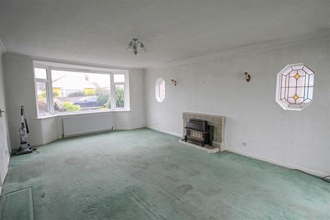 2a Burns Drive, Rhyl, LL18 3BL