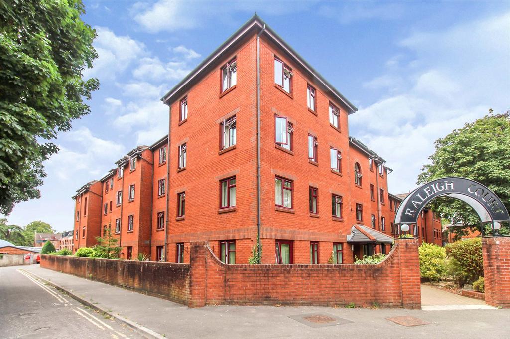 Raleigh Court, Trowbridge 1 bed apartment for sale £90,000