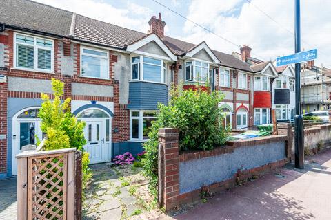 279 Westmount Road, London, SE9 1NR