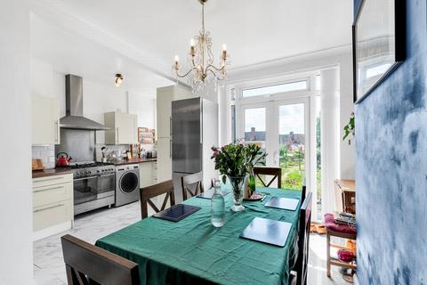 279 Westmount Road, London, SE9 1NR