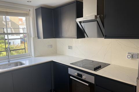 1 bedroom maisonette to rent, Russell Square, Brighton BN1
