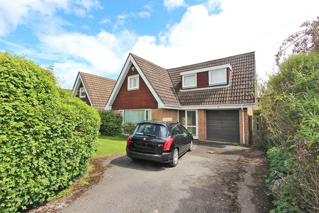 Moorlands Close, Brockenhurst, Hampshire, SO42 3 bed detached house for