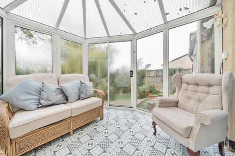 116 The Grove, West Wickham, BR4 9JZ