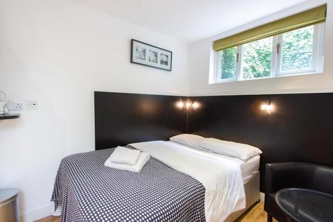 Studio to rent, North Gower Street, Euston, London, NW1
