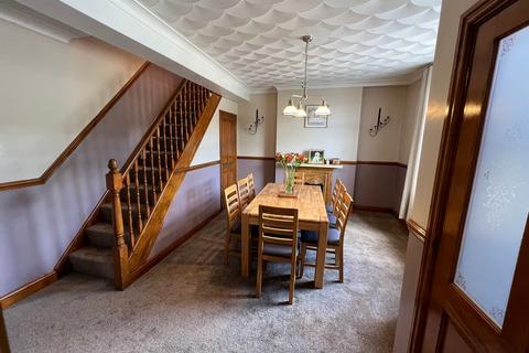 69 Heath Terrace, Porth, CF39 0HT