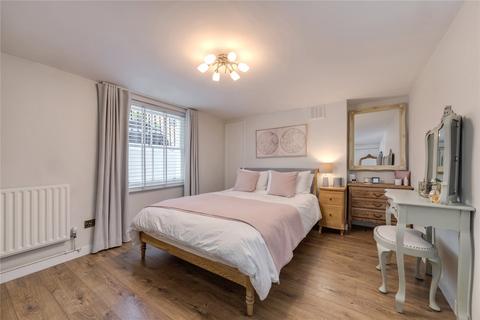 15a Halton Road, London, N1 2EN