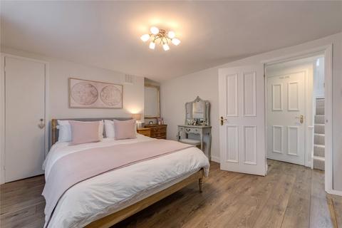 15a Halton Road, London, N1 2EN