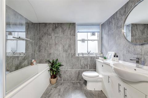 15a Halton Road, London, N1 2EN