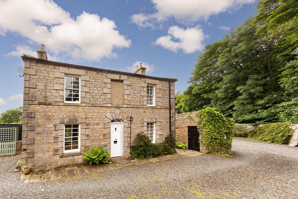 Hallgarth, The Peth, Allendale, Hexham, Northumberland NE47 3 bed