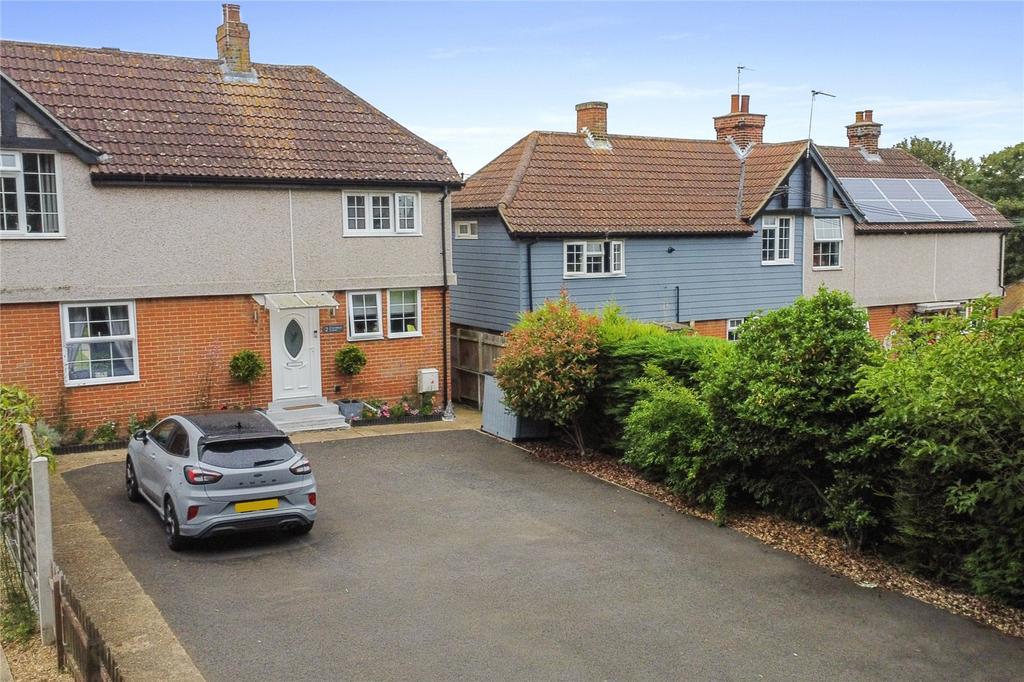 Church Green, Furneaux Lane, Fingringhoe, Essex, CO5 3 bed semi