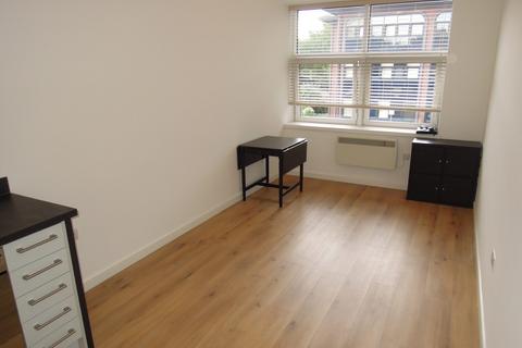 1 bedroom apartment to rent, Millbrook road East, Southampton SO15