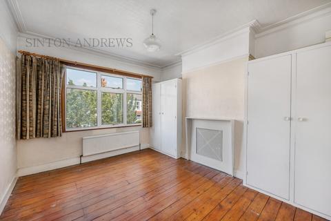 31 Curzon Road, London, W5 1NE