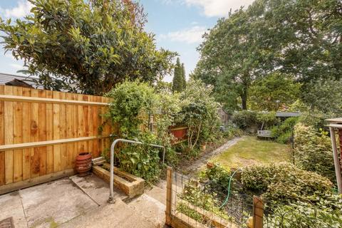 31 Curzon Road, London, W5 1NE