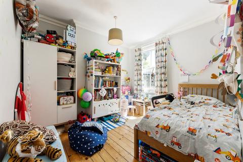 5 Calydon Road, London, SE7 7NH