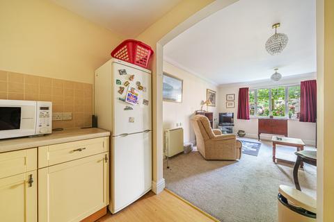2 bedroom apartment for sale, York Road, Woking, GU22