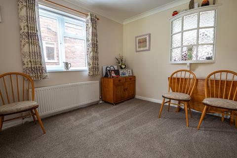 7 Beech Grove, Burton Upon Stather, Scunthorpe, DN15 9DB