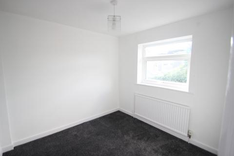 3 bedroom house to rent - Longwood Crescent, Leeds, West Yorkshire, UK, LS17