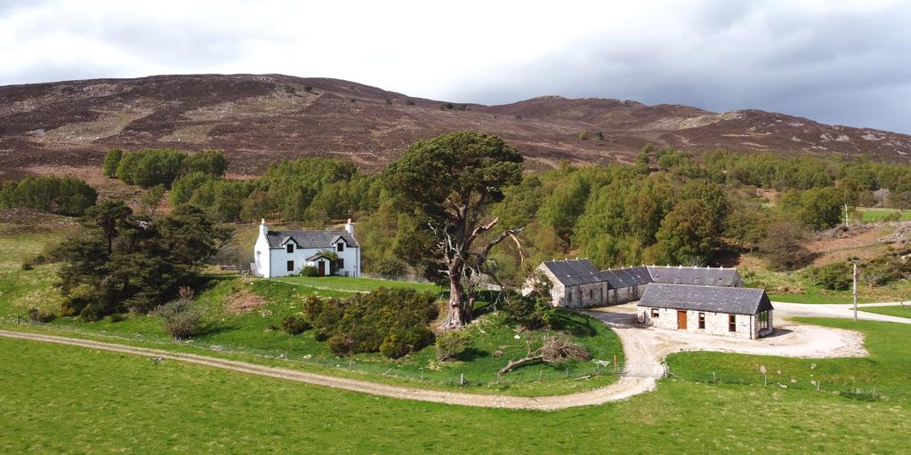 Ballinluig Farm House, Aviemore 4 bed detached house for sale £490,000