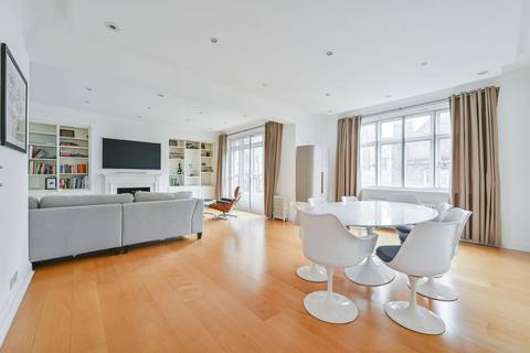 3 bedroom flat to rent, Portland Place, Marylebone, London, W1B