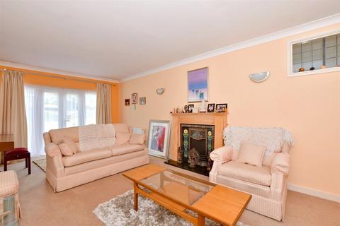 4 bedroom detached bungalow for sale, Thorpe Avenue, Tonbridge, Kent