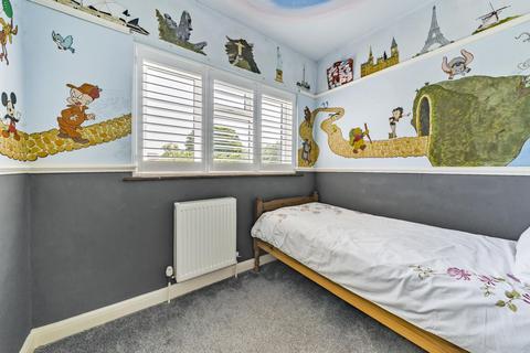 11 Cherry Tree Walk, West Wickham, BR4 9EE