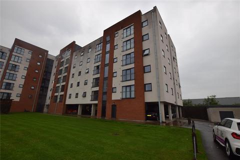 2 bedroom flat to rent, Pilgrims Way, Salford, M50