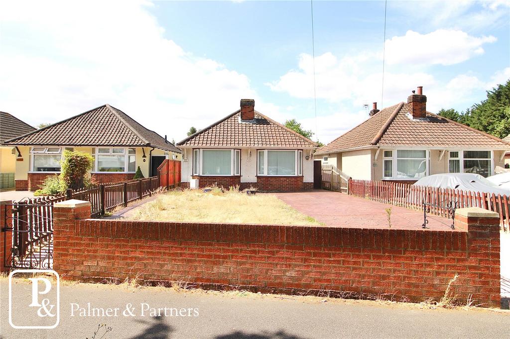 Nacton Road, Ipswich, Suffolk, IP3 2 bed bungalow for sale £270,000