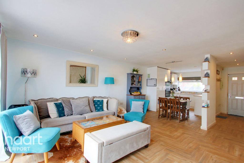 Bryn Bevan, Newport 3 bed semidetached house £200,000
