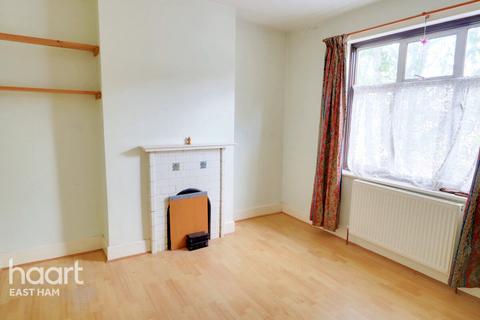 6 Tyrone Road, London, E6 6DT
