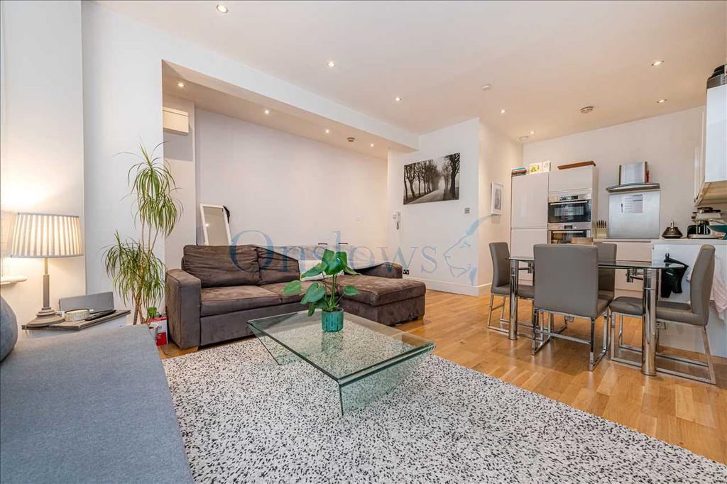 Apartment in London - View 5