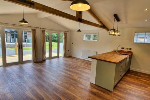 2 bedroom park home for sale, Ladycross Plantation Caravan Park