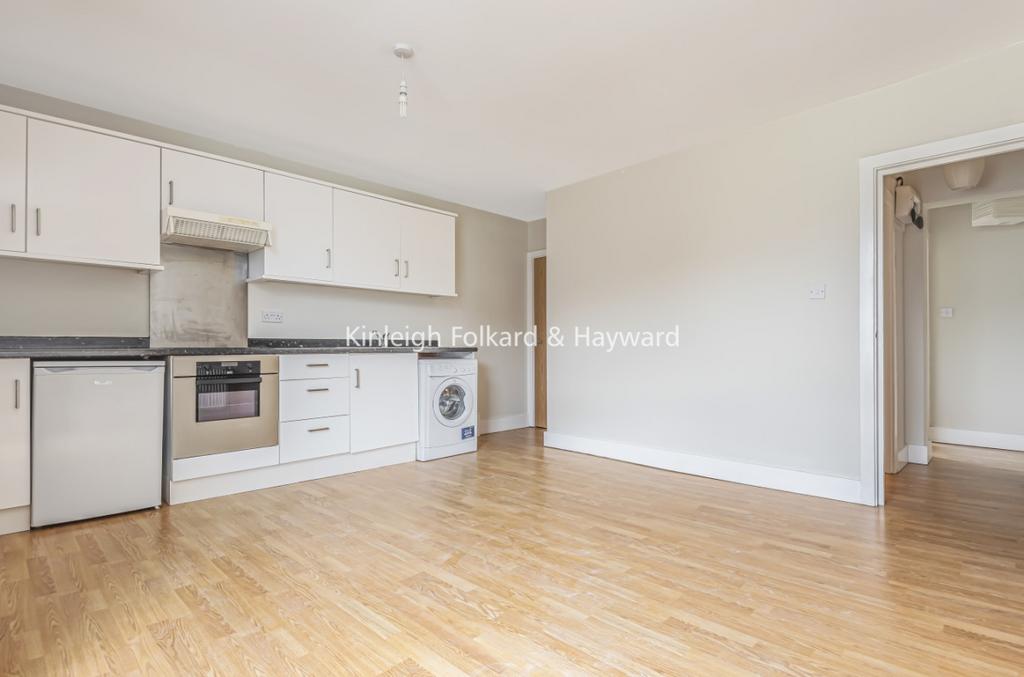 Lanier Road Hither Green SE13 1 bed apartment £1,350 pcm (£312 pw)