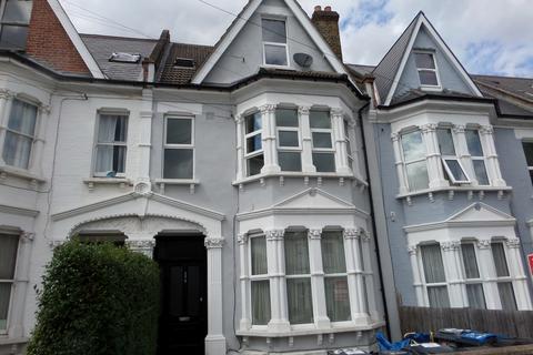 1 bedroom flat to rent, Holmesdale Road, London SE25