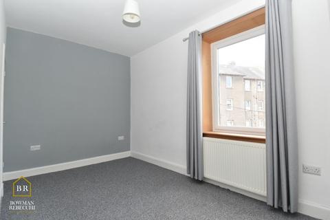 2 bedroom flat to rent, Smith Street, Inverclyde, Greenock, PA15