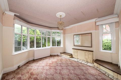 1 Ashbourne Grove, Salford, M7 4DB