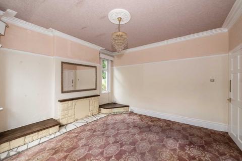 1 Ashbourne Grove, Salford, M7 4DB