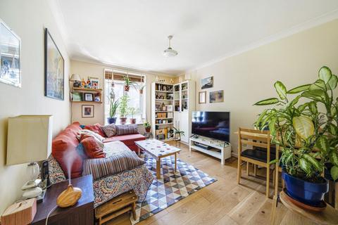 2 bedroom flat for sale, Lansdowne Green, London