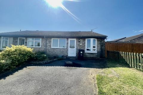 2 bedroom bungalow to rent, 223 The Cullerns, Highworth, SN6 7NN