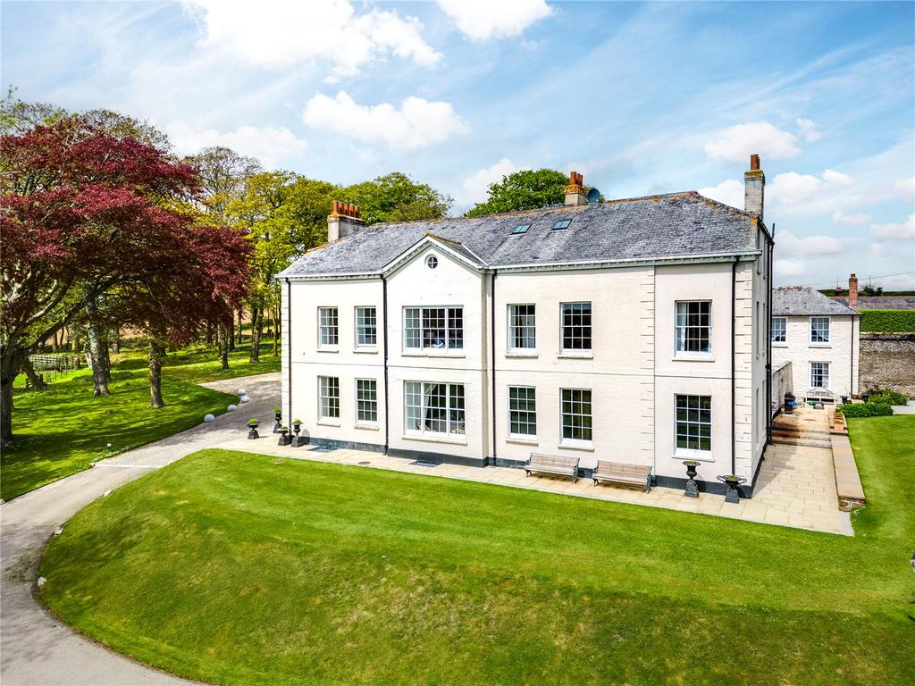 Veryan Green, Truro, Cornwall, TR2 8 bed detached house for sale £