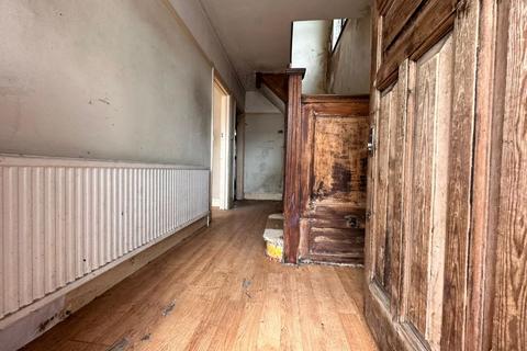 201 Tolworth Rise North, Surbiton, KT5 9ET
