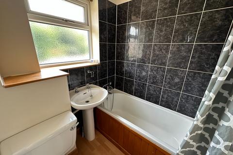 16 Duchy Close, Stretton, Burton-on-trent, DE13 0HU