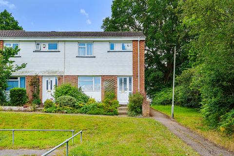 219 Park Barn Drive, Guildford, GU2 8EX