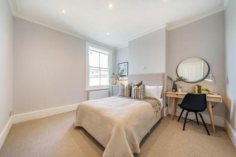 91a Replingham Road, London, SW18 5LU