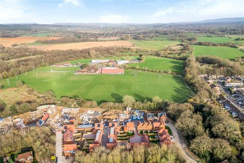 4 bedroom detached house for sale, Brookwood Road, Petersfield, Hampshire, GU31