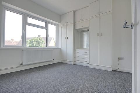 2 bedroom maisonette to rent, Camberley Avenue, Enfield, EN1