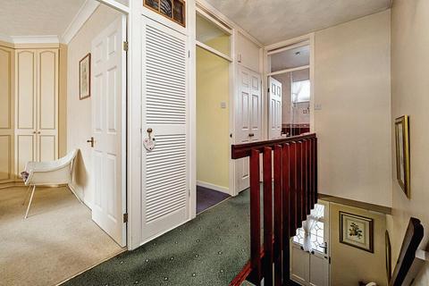 32 Ridgewell Close, Dagenham, RM10 9AJ